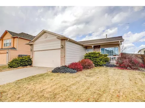4957 Duluth Ct, Denver, CO 80239 photo 1