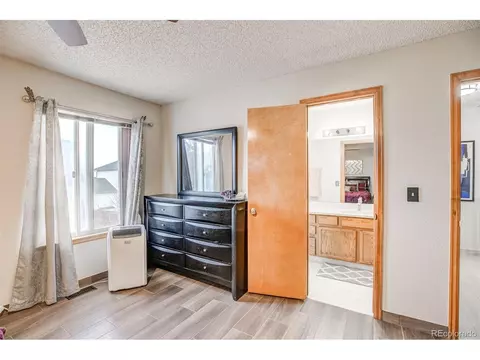 4957 Duluth Ct, Denver, CO 80239 photo 19
