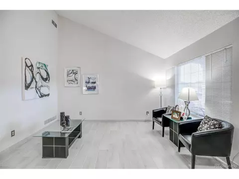 4957 Duluth Ct, Denver, CO 80239 photo 5