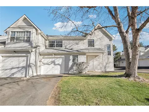12615 E Pacific Cir #F, Aurora, CO 80014