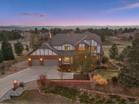 7001 S Chapparal Cir, Centennial, CO 80016
