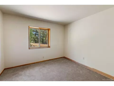 Bedroom - 1054 Cantiberry Rd, Divide, CO 80814 photo 8 of 12