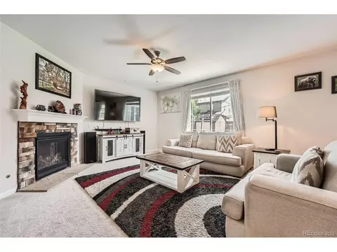 25128 E Maple Ave, Aurora, CO 80018 photo 2