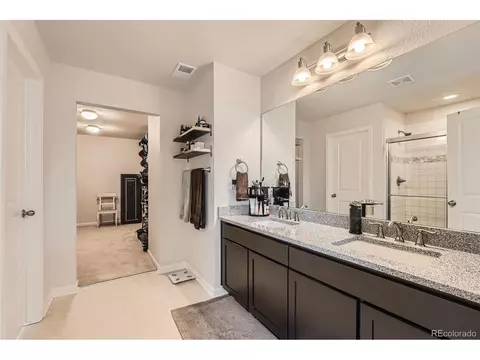 25128 E Maple Ave, Aurora, CO 80018 photo 14