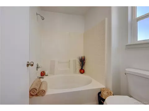 19827 E 39th Ave, Denver, CO 80249 photo 22