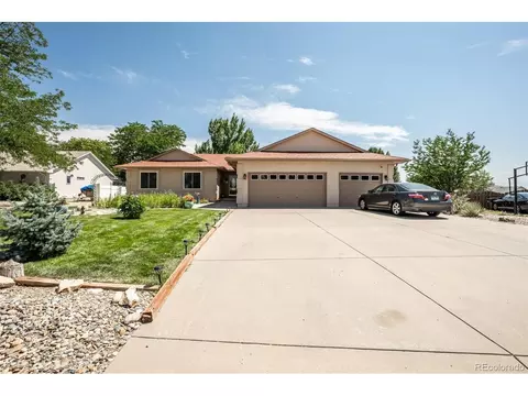 470 W Venturi Dr, Pueblo, CO 81007