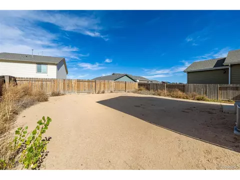 47365 Lily Ave, Bennett, CO 80102 photo 25