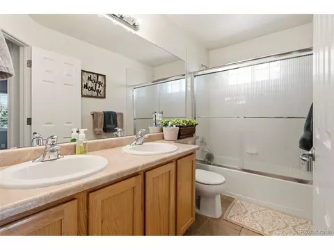 Bath - 24082 E 2nd Dr, Aurora, CO 80018 photo 4 of 4