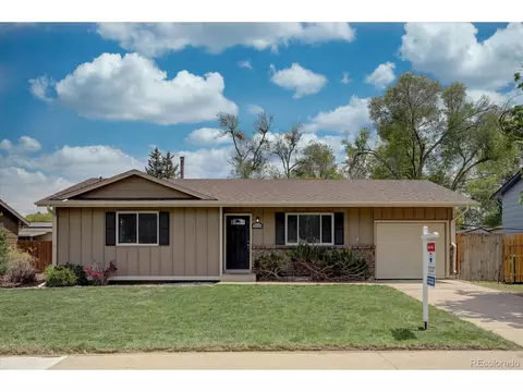 782 Lewiston St, Aurora, CO 80011