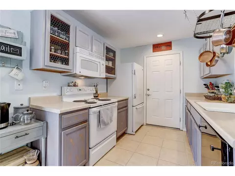 11808 W Tufts Pl, Morrison, CO 80465 photo 9