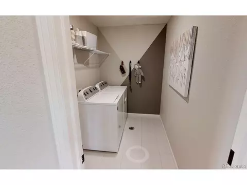 28476 E 6th Pl, Aurora, CO 80018 photo 17