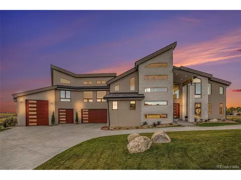 6804 S Ensenada St, Centennial, CO 80016