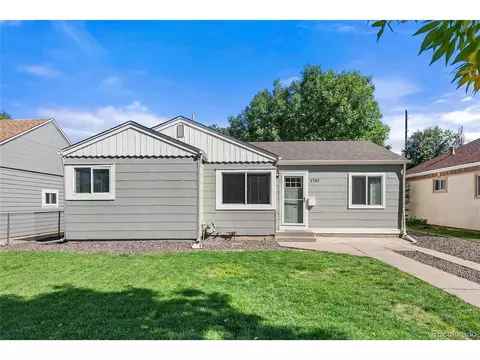 1732 Newark St, Aurora, CO 80010