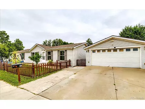 332 Glen Ayre St, Dacono, CO 80514