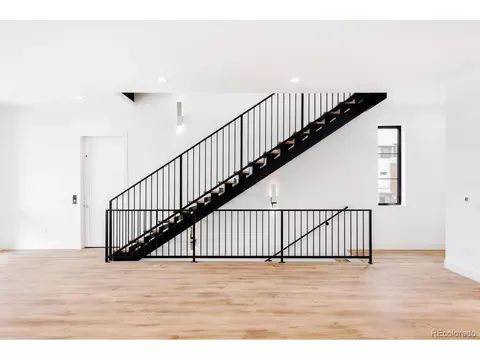 4223 E 8th Ave, Denver, CO 80220 photo 33