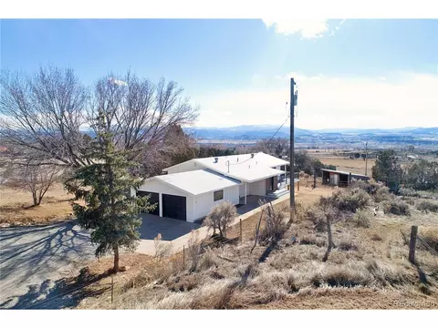225 County Road 266, Silt, CO 81652