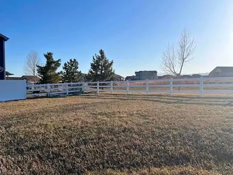 5277 Georgetown Dr, Loveland, CO 80538