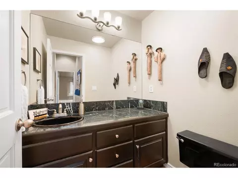 Bath - 8505 E Temple Dr #463, Denver, CO 80237 photo 3 of 4
