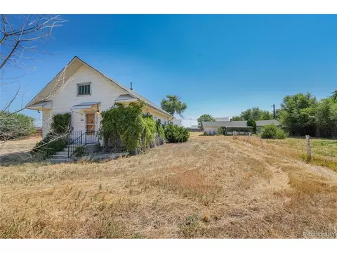 8250 Jasmine St, Dupont, CO 80024