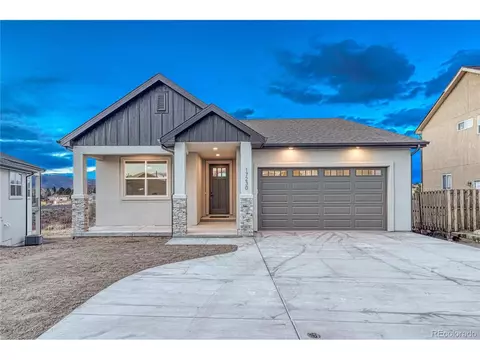 17230 Park Trail Dr, Monument, CO 80132