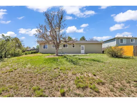 Exterior - 15949 E Brunswick Dr, Aurora, CO 80013 photo 2 of 3