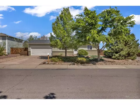 15949 E Brunswick Dr, Aurora, CO 80013