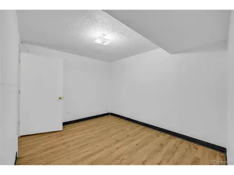 Bedroom - 15949 E Brunswick Dr, Aurora, CO 80013 photo 5 of 6