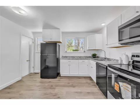 Kitchen - 15949 E Brunswick Dr, Aurora, CO 80013 photo 1 of 2