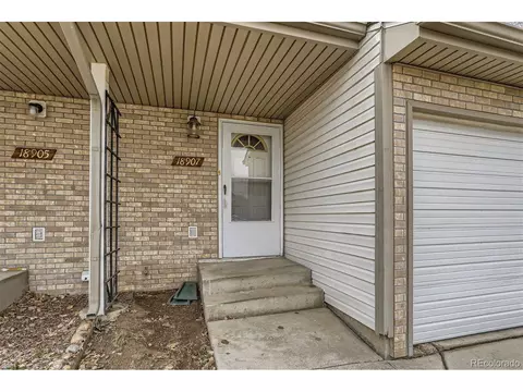 18907 E 16th Pl, Aurora, CO 80011 photo 2