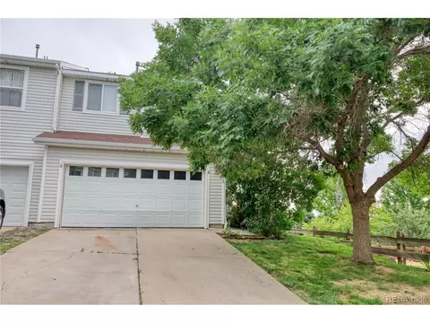 5512 Quemoy Cir, Aurora, CO 80015