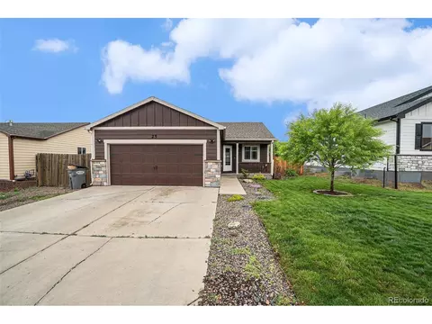 25 Johnson Cir, Keenesburg, CO 80643