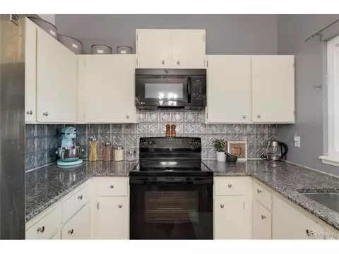 17681 E Temple Dr, Aurora, CO 80015 photo 13