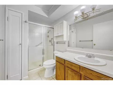 Bath - 13626 E Bates Ave #103, Aurora, CO 80014 photo 1 of 2