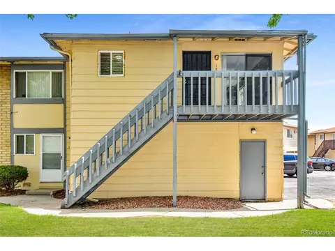 1056 Coronado Pkwy #D, Denver, CO 80229