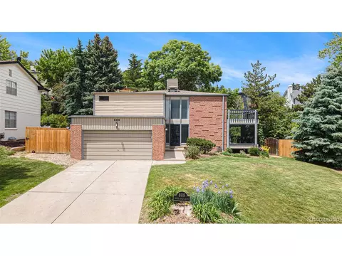889 S Cole Dr, Lakewood, CO 80228