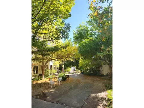 1613 W Canal Ct, Littleton, CO 80120