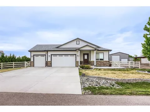 505 Remington Dr, Hudson, CO 80642