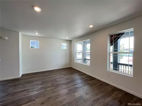 480 Kiowa Ave, Bennett, CO 80102 photo 5