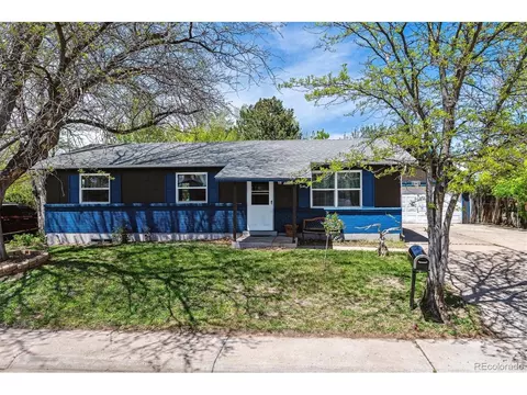 5333 Atchison Way, Denver, CO 80239 photo 2