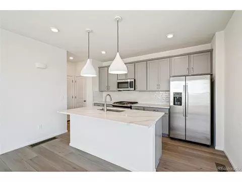 13457 E 110th Dr, Commerce City, CO 80022 photo 9