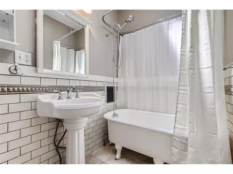 2533 N Franklin St, Denver, CO 80205 photo 17