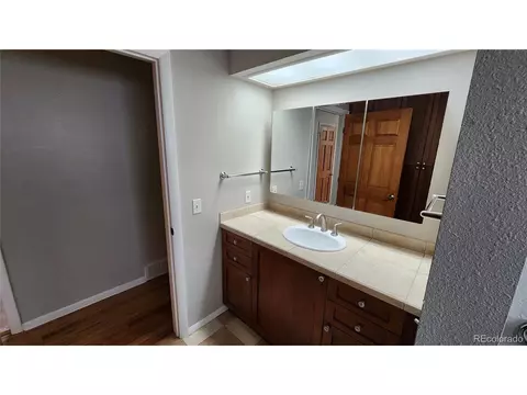 Undisclosed, Centennial, CO 80122 photo 16