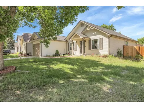 17499 E Whitaker Dr, Aurora, CO 80015 photo 2