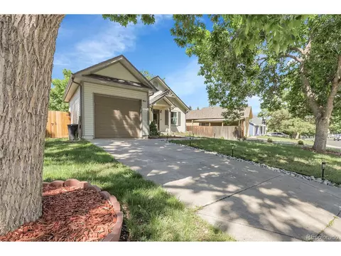 17499 E Whitaker Dr, Aurora, CO 80015 photo 3