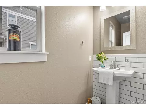 8741 E 29th Ave, Denver, CO 80238 photo 10