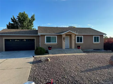 189 E Falcon Dr, Pueblo West, CO 81007