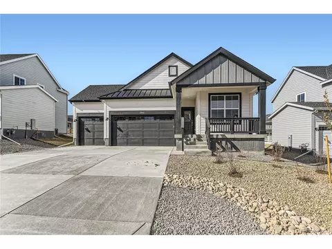 39561 Congress Ln, Elizabeth, CO 80107