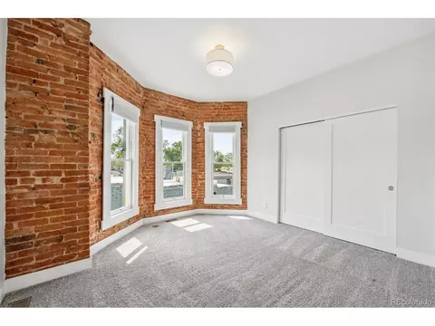 1016 31st St, Denver, CO 80205 photo 18