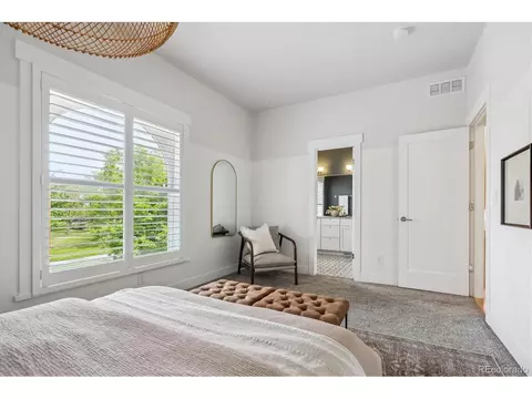 1016 31st St, Denver, CO 80205 photo 14