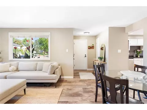 8140 W Evans Pl, Lakewood, CO 80227